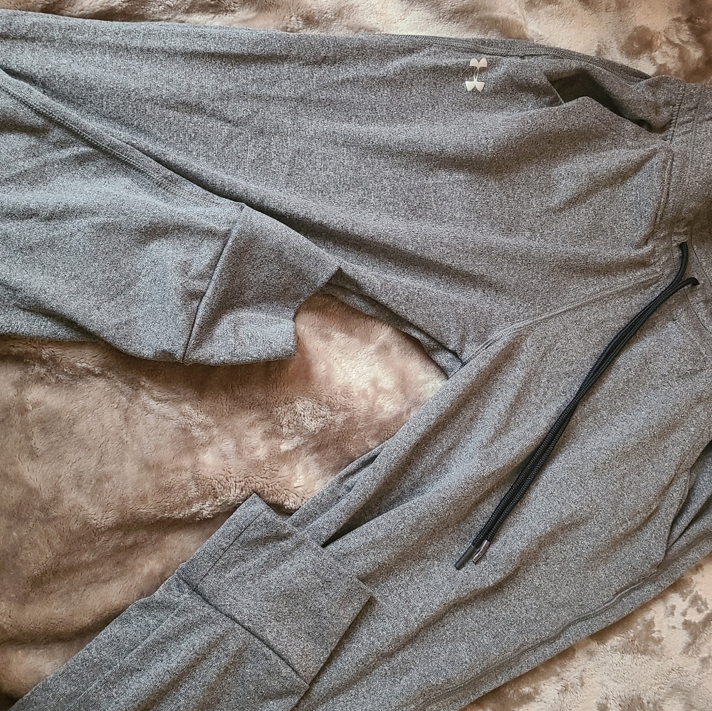 Womens XS Under Armour heat gear joggers